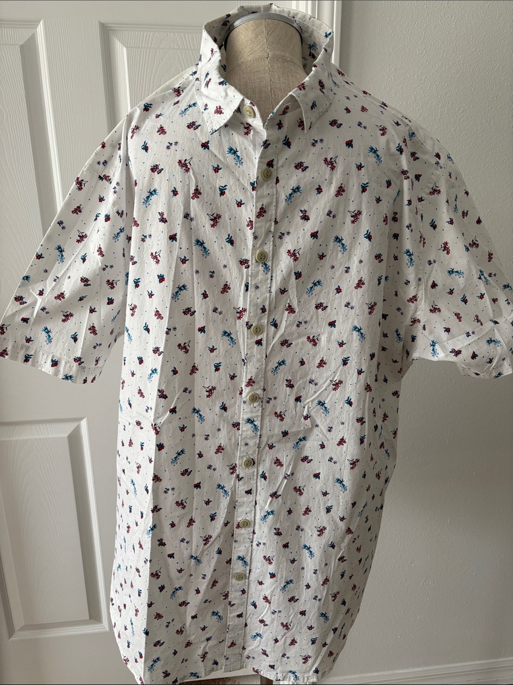 NO BOUNDARIES Size 2XL (50-52) short sleeve men’s shirt